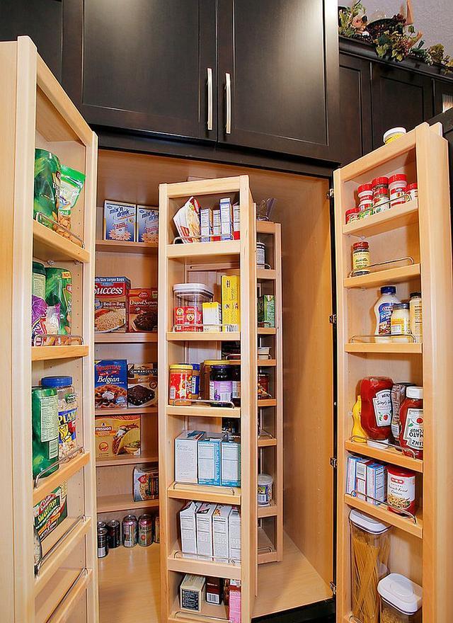 零食储藏室创意:可提供额外的厨房存储空间_腾讯网