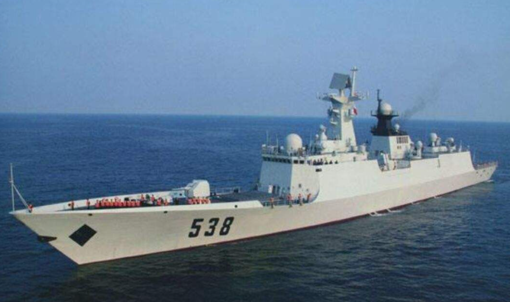 中国海军有多少现役作战舰艇?航母、