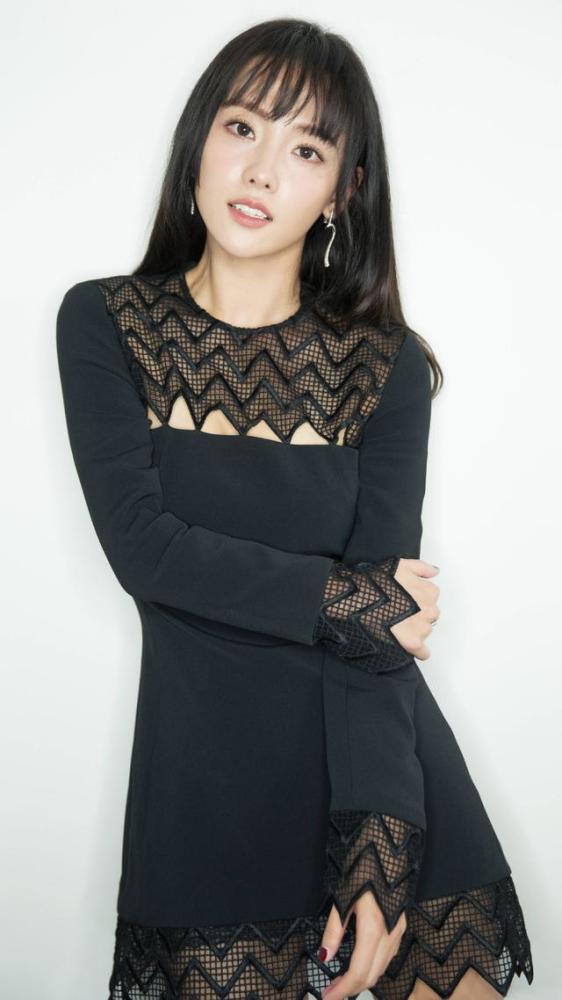 女神郑嘉妮第5682期时尚潮流美图欣赏