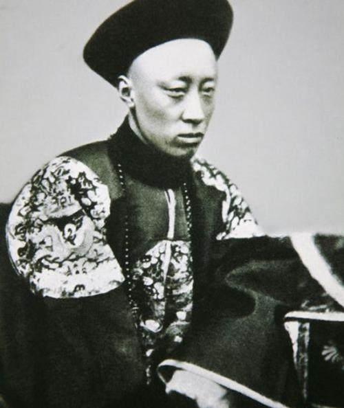 恭亲王奕䜣受够了儿子快死了不但不伤心还高兴的说他早该死了