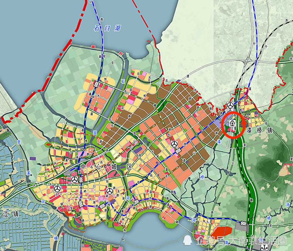 根据各个规划中的描述,这座高淳首个高铁站大概率会在漆桥.