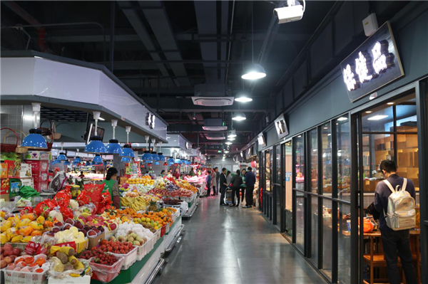 杭州这个农贸市场提升改造后,直接搬进了城市商业综合体里
