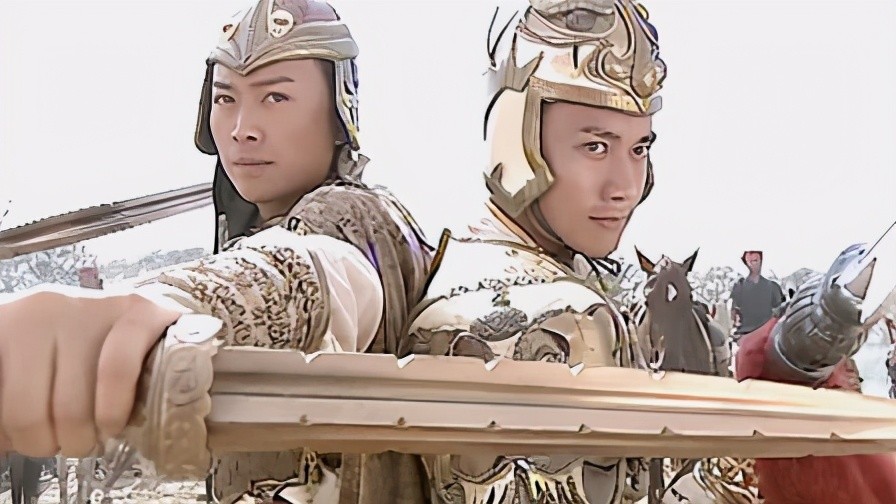秦琼和罗成手足情深,传枪递锏交流武艺,为何又各留一手_腾讯新闻