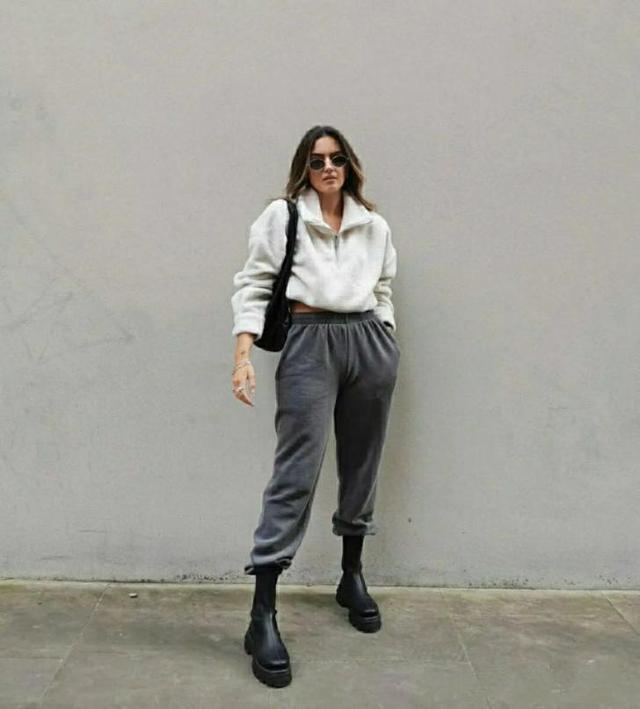 秋冬穿搭想要气质感你需要一双切尔西靴绝对百搭又高级