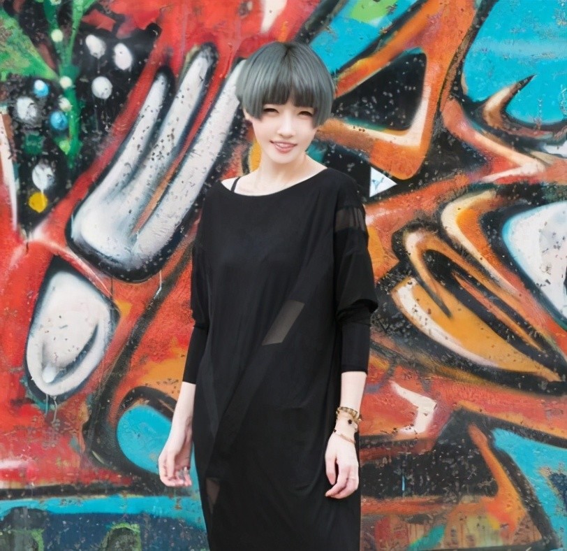 对于夕又米离婚后自立门户这件事,你们是什么看法?