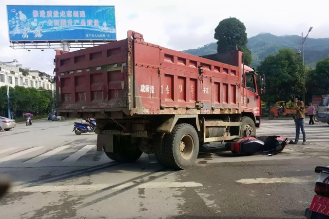 事故不断伤亡惨重夺命内轮差到底应该如何规避危险