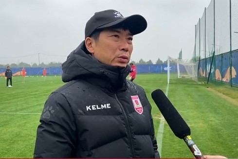 陈洋:现在谈明年中超还为时尚早 对上港预备队也不能轻敌