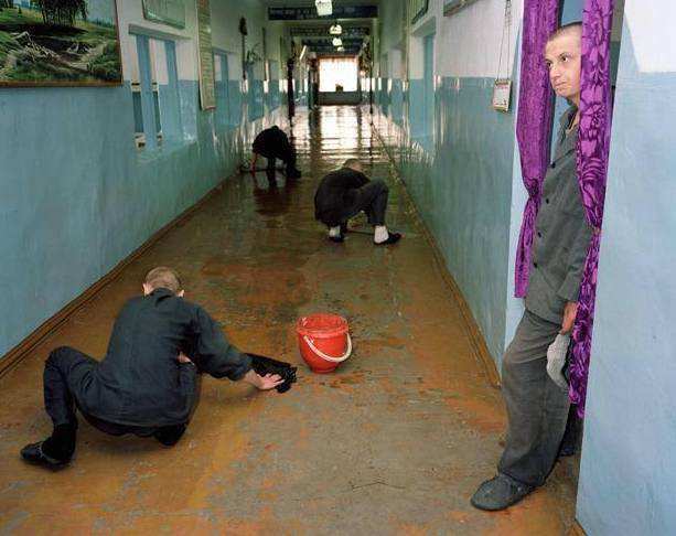 唯一无人敢越狱的监狱没有围墙也没有狱警