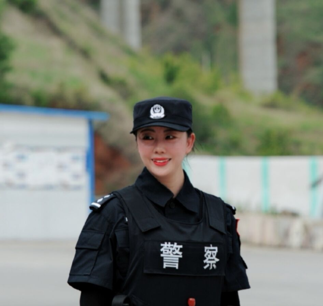 六安这位缉毒女警真帅!_腾讯新闻
