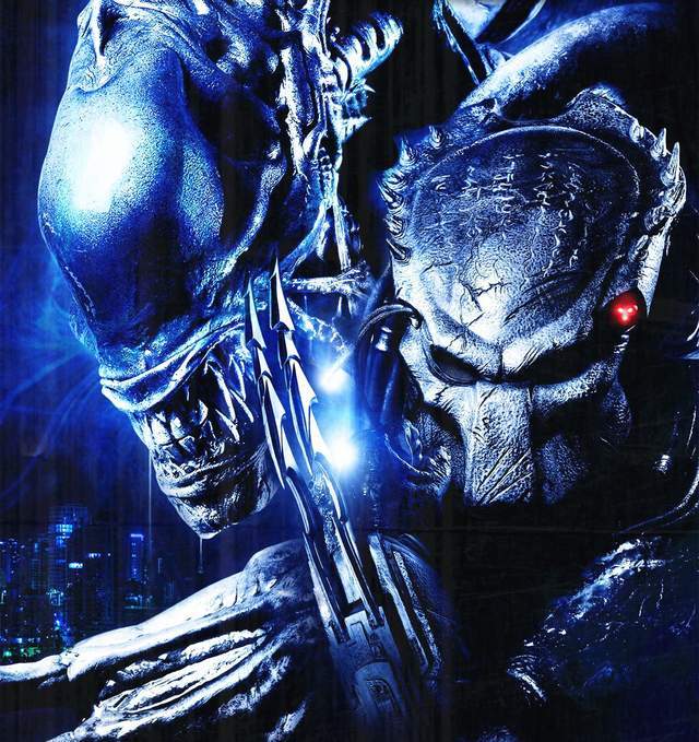 即使不是跟《异形》正传系列,也是想跟《异形大战铁血战士》系列进行