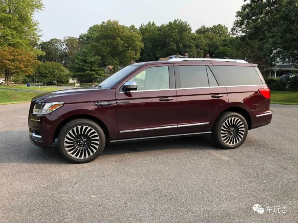 2020年林肯领航员黑标顶配版终极奢华的大型suv