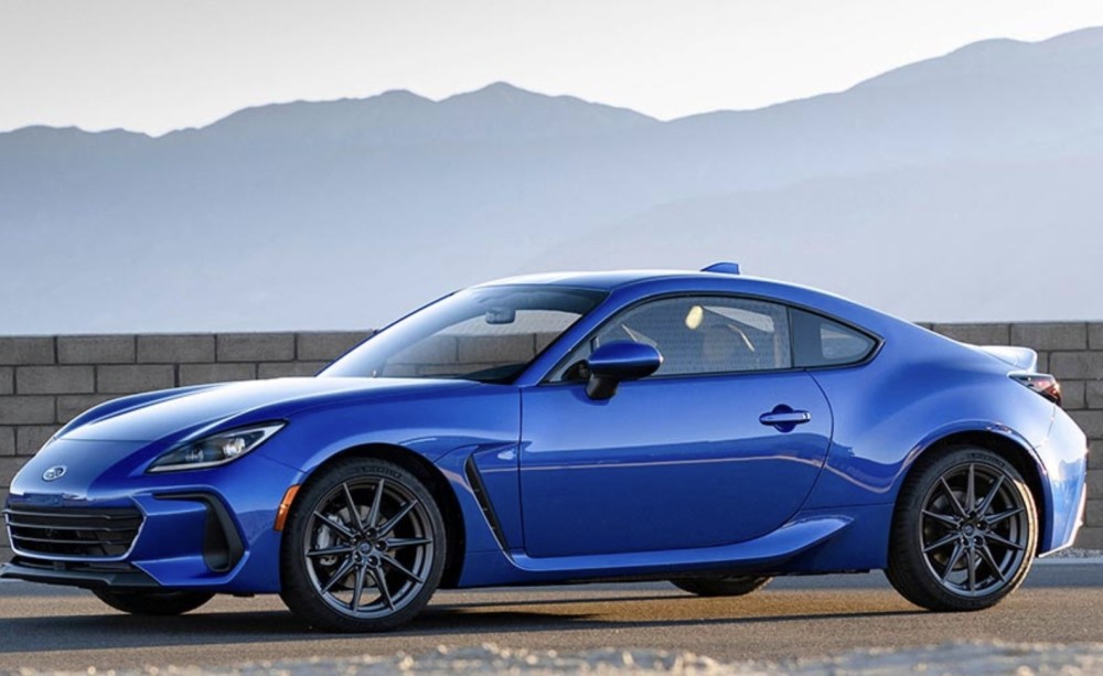 千呼万唤始出来2021款斯巴鲁brz