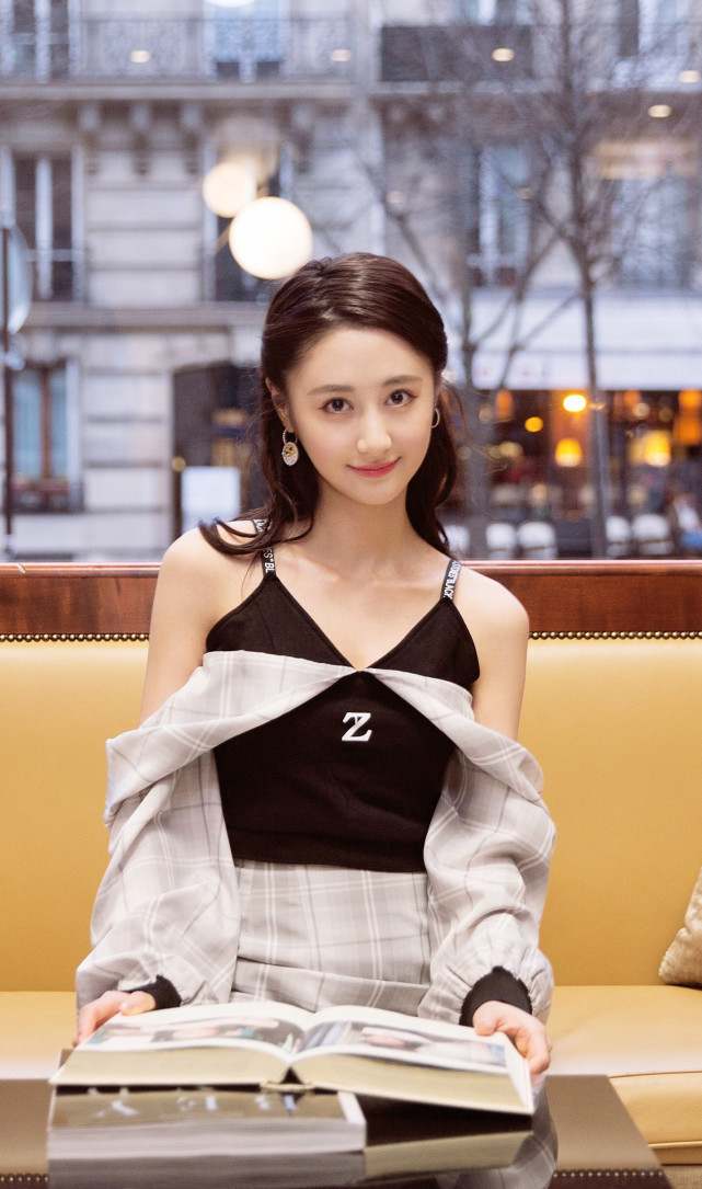 女神马泽涵第6287期潮流写真分享