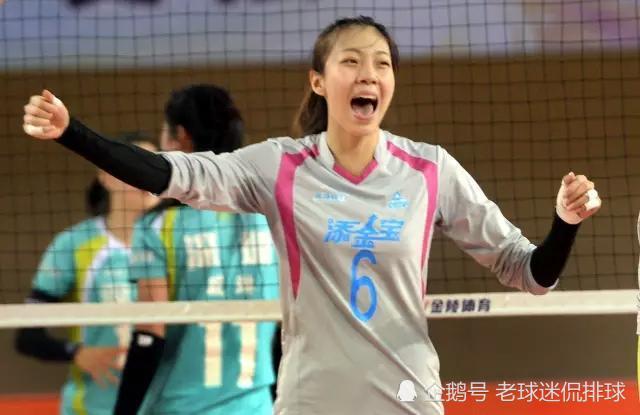 王宁的表现不错,正在憧憬着跟随天津女排获得更好成绩的时候,天津排协