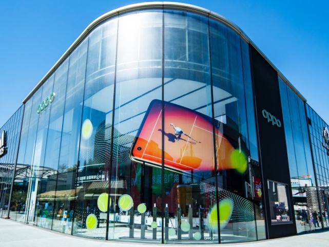 比尔盖茨创立的软件公司微软似乎要在软件领域输给竞争对手了