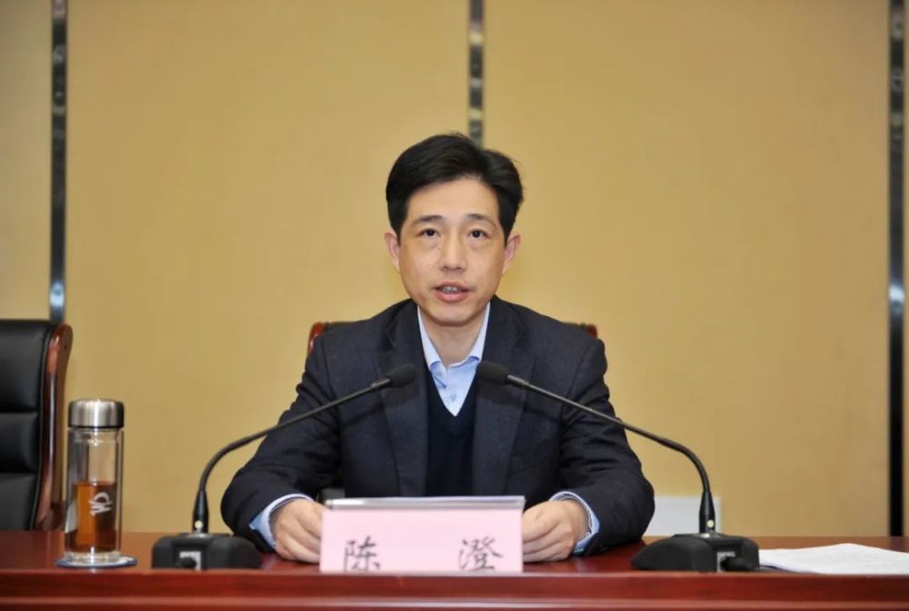 在随后召开的会议上,陈澄要求全市上下要在现有工作基础上,进一步认识