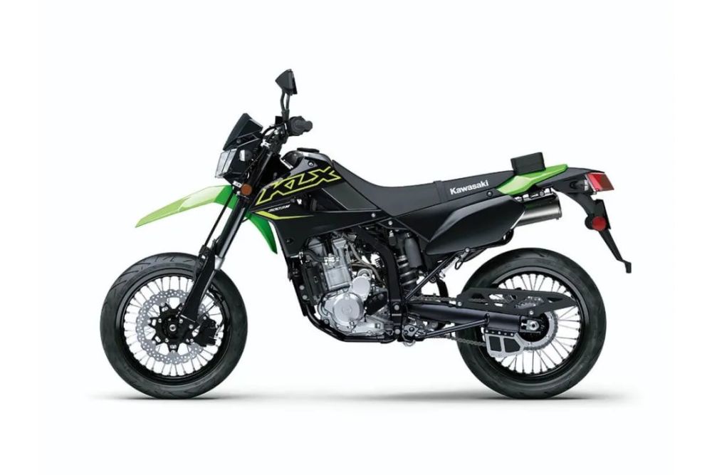 越野滑胎双发川崎新款入门水冷越野滑胎klx300m发布