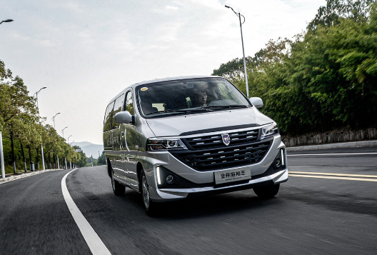 华晨雷诺金杯海狮王正式上市!