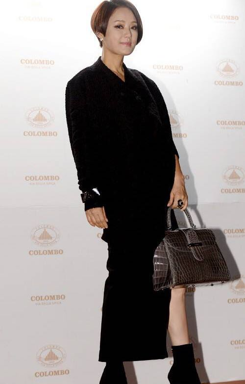 韩国著名情妇张美姬被原配摘除子宫扔男监狱今62岁无人娶