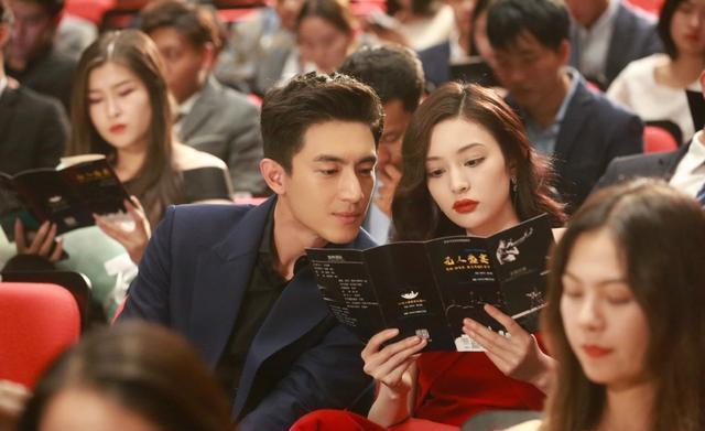 林更新盖玥希恋情疑曝光当众拥抱亲吻疑似恋情实锤