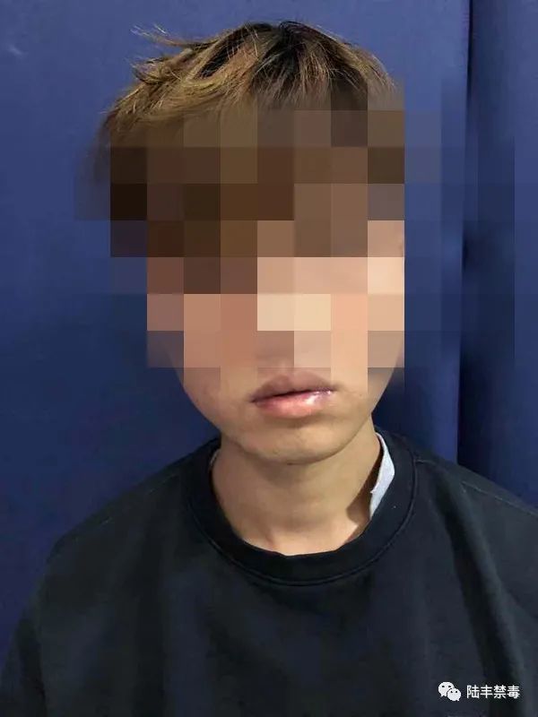 陆丰警方在东海连厝围新村抓获吸毒人员林某略