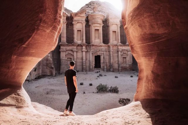 强者不是没有眼泪,而是含着眼泪依然奔跑|封城|孤独