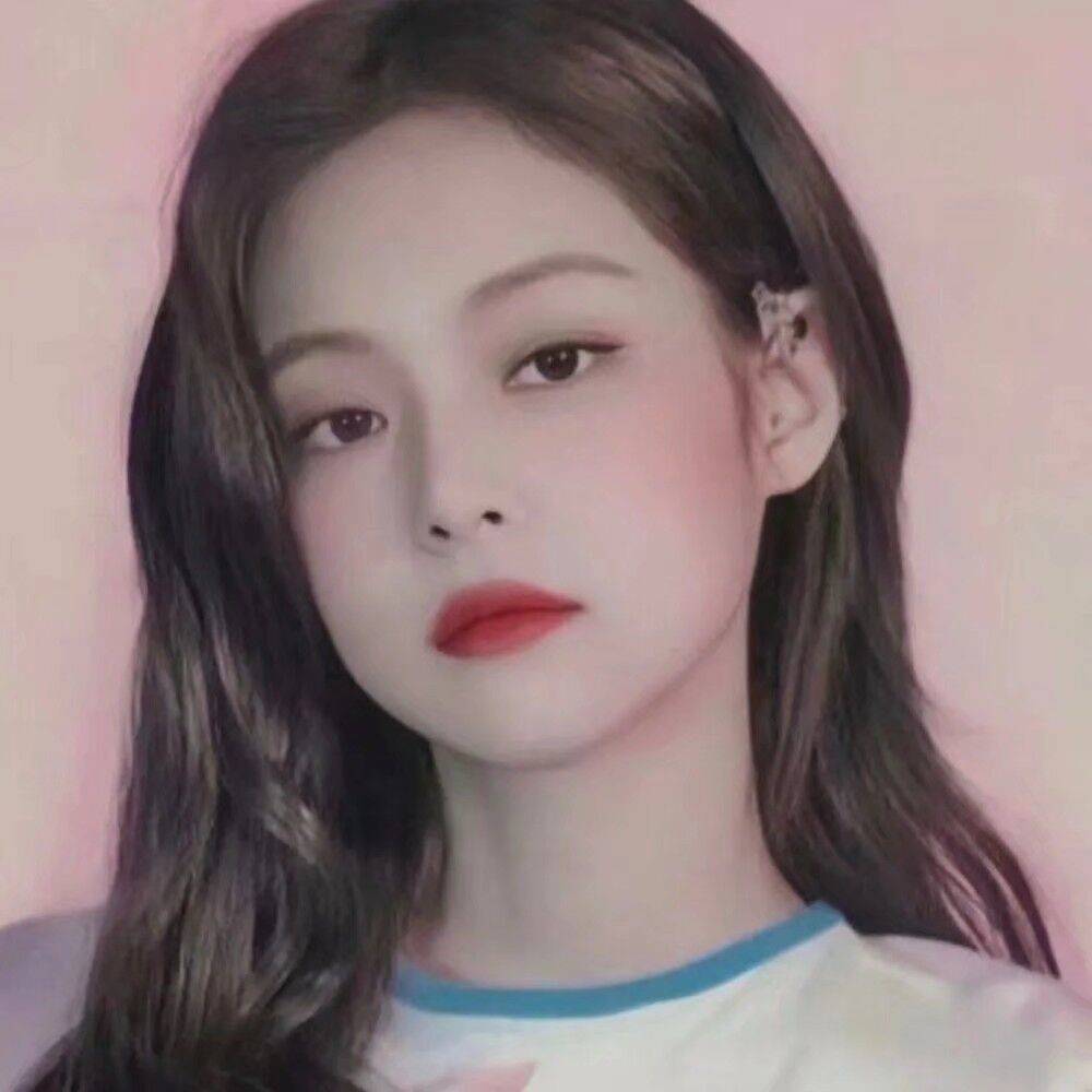 jennie金智妮头像第二弹人间香奈儿
