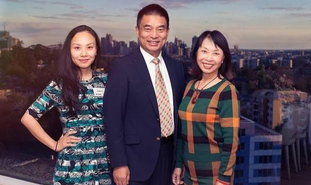 万零花钱随便花,她却拿去开了6家公司赚得身家百亿|刘永好|李巍|刘畅