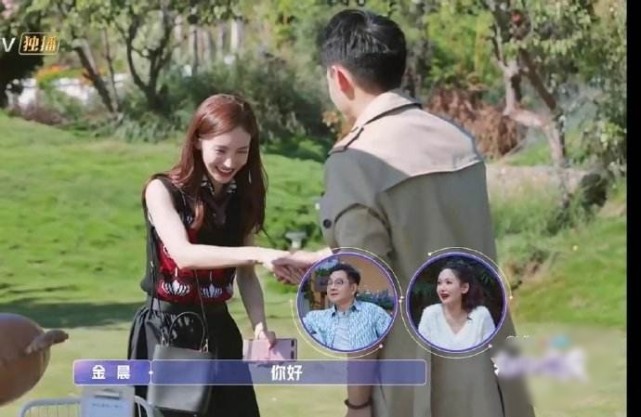 金晨对待两位约会对象截然不同的初表现暗示了不同的结果