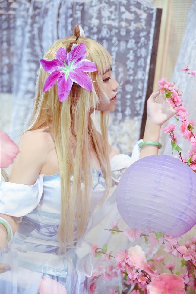 cos赏析猫妖的诱惑苏清寒