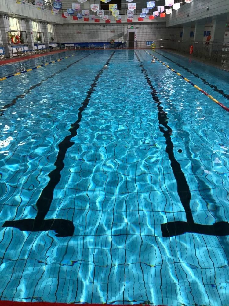 兰海游泳馆提前闭馆通知