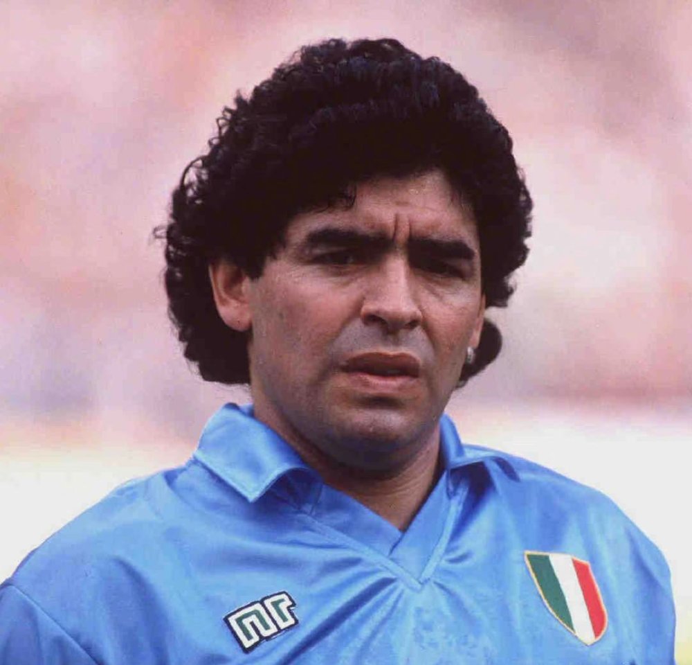 泪别球王!马拉多纳去世享年60岁,生前吸毒私生子情史引热议