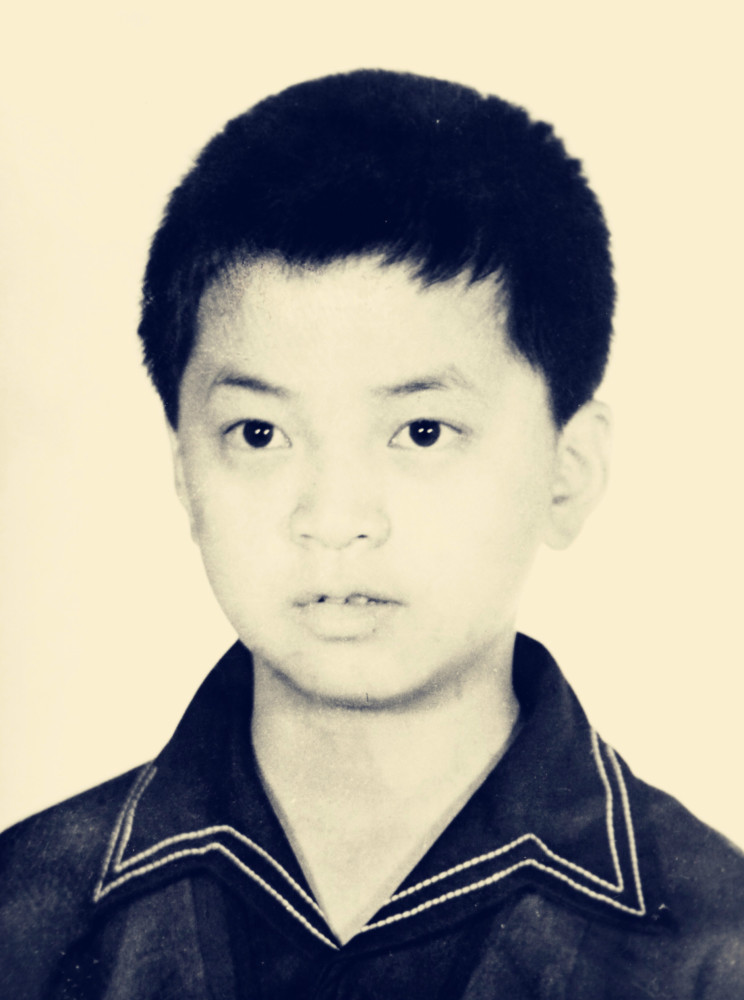 如今看起来温文尔雅的李健,小时候可完全不是这样的.