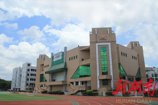 湖南日报丨朵朵花儿向阳开——衡阳市成章实验中学育人故事汇之"因材