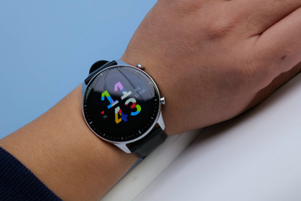 抛开智能华米gtr2经典款展示品牌行业地位