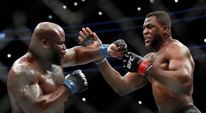 绝对力量面前一切技巧都是白费,剃刀2次5连胜,都是被铁血终结