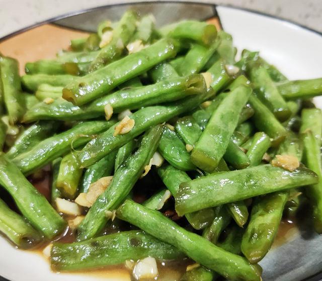炖豆角家常炖菜简单美味