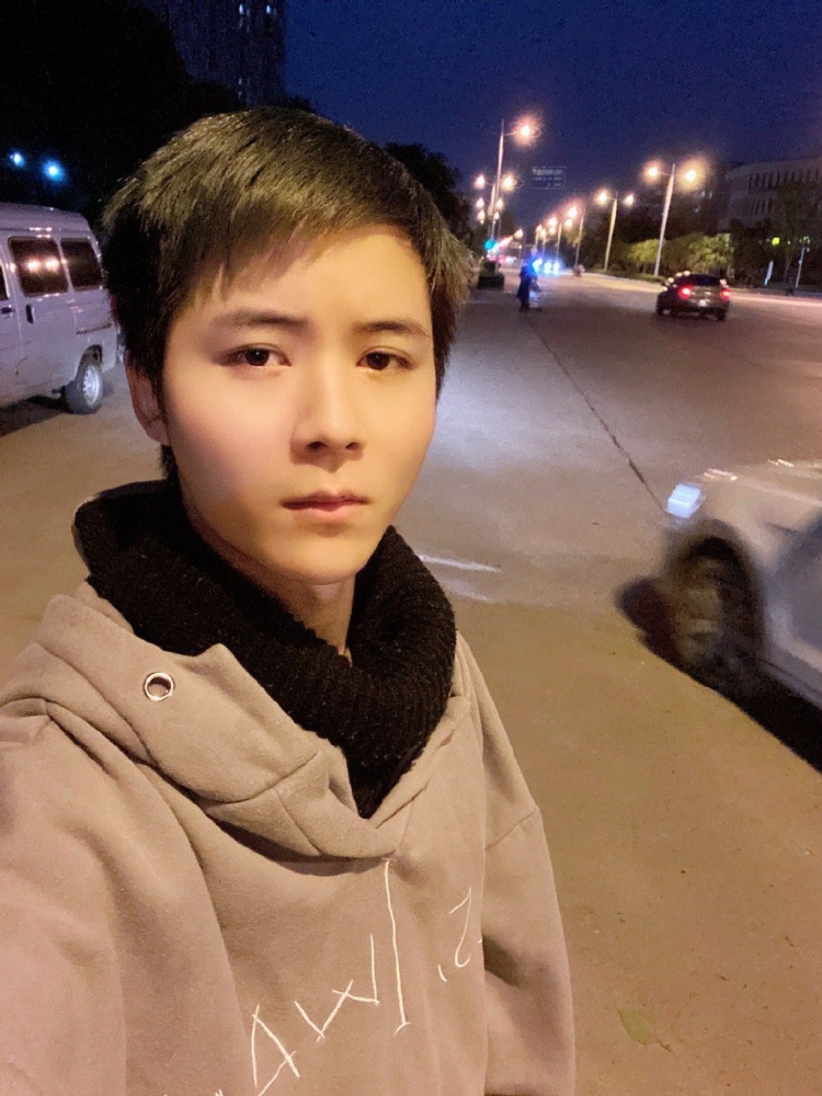 古手羽公然讽刺霸哥就是个混子,霸哥公开回怼_腾讯新闻