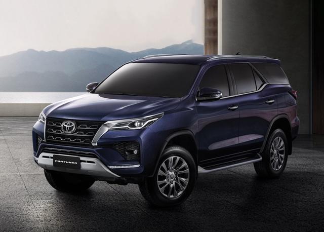 2021款丰田穿越者发布造型更时尚内饰更豪华越野车之选