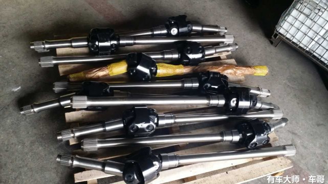 汽车车轴有几个 车轴 货车 驱动轴 车轮 转向轴