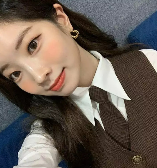 Twice化妆师公开 多贤白皙无暇肌肤秘密 网赞 果然是天生丽质 化妆师 肌肤 韩国女团 化妆 底妆