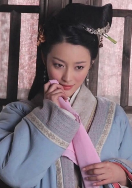 最美潘金莲饰演第一美女陈圆圆,却变"土肥圆",新剧照撞脸马苏