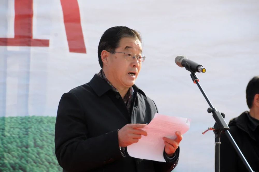 市自然资源和规划局党组书记白凤鸣讲话