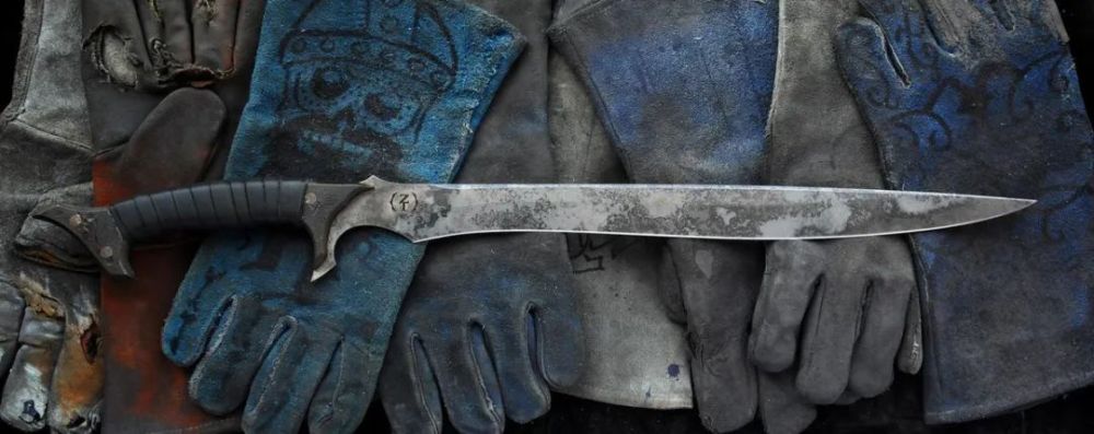 如果丧尸真的来临,你想过用什么武器保命么?_腾讯新闻