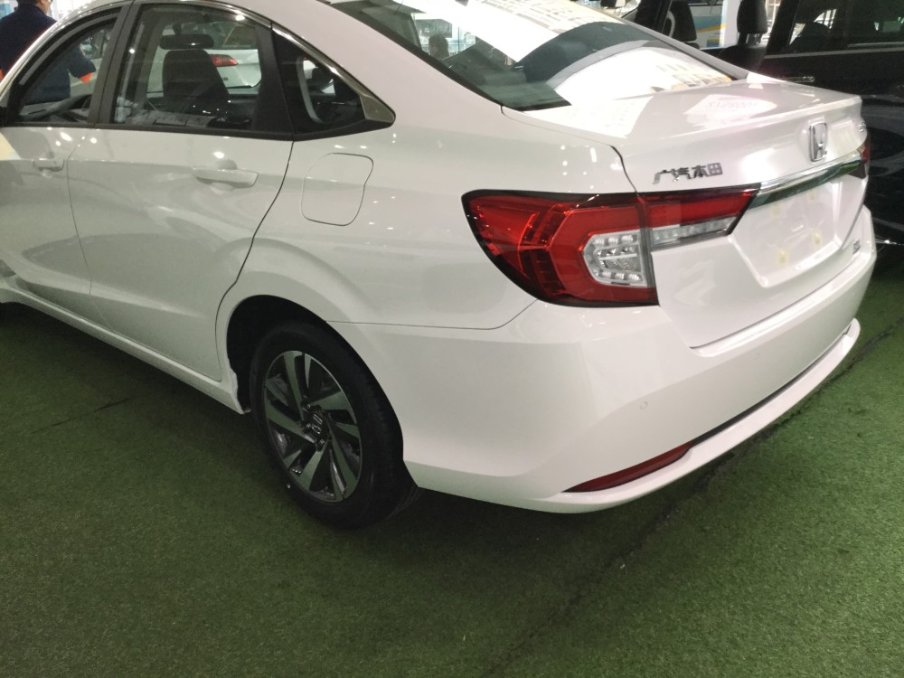 【实拍】本田享域,9.98万起,轴距2730mm,1.0t爆122马力_腾讯新闻