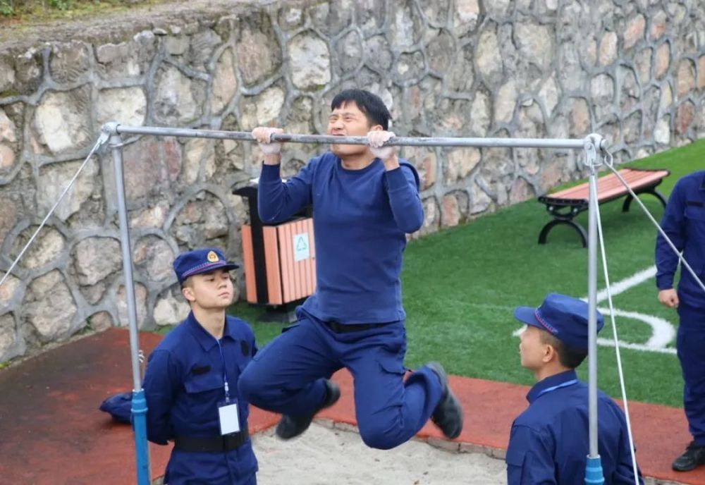 关注消防 生命至上-文章来源:松桃消防 刘祖飞编辑:张海雨 审核