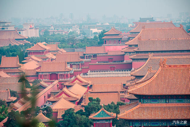 比亞迪宋plus#和我在北京的街頭拍地標,看美景|北京|北京故宮|地標