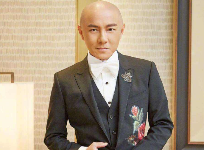 这些男明星的光头造型大家见过吗哪位的更超乎你想象