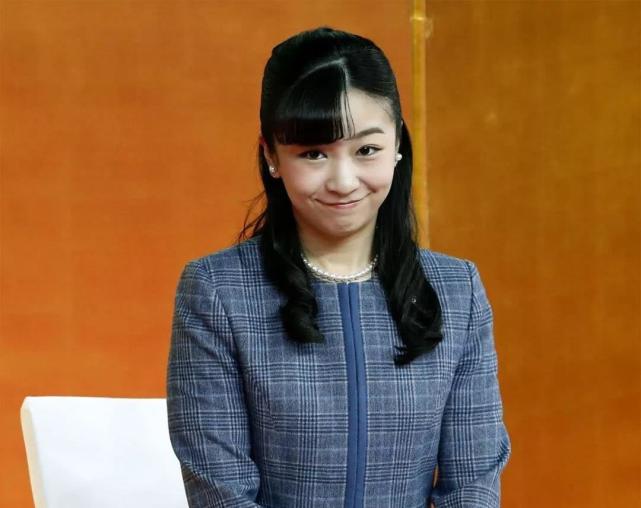 雅子亲自打造18岁女儿,拿出昔日女外交官品味,把土公主变成美人