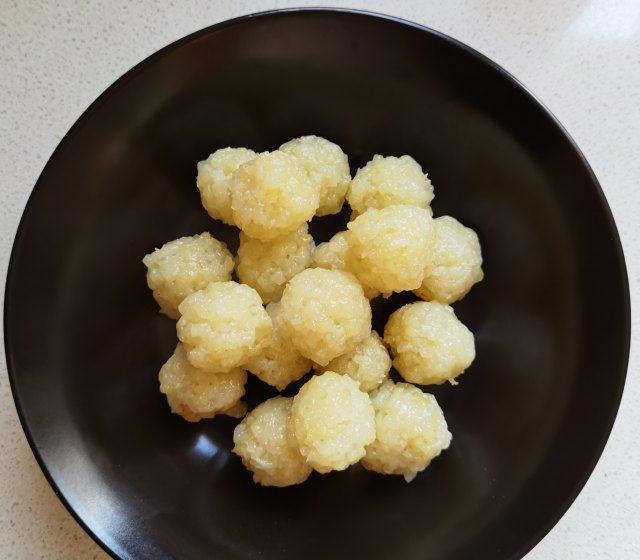 蒸水晶土豆丸子晶莹剔透q弹太好吃了